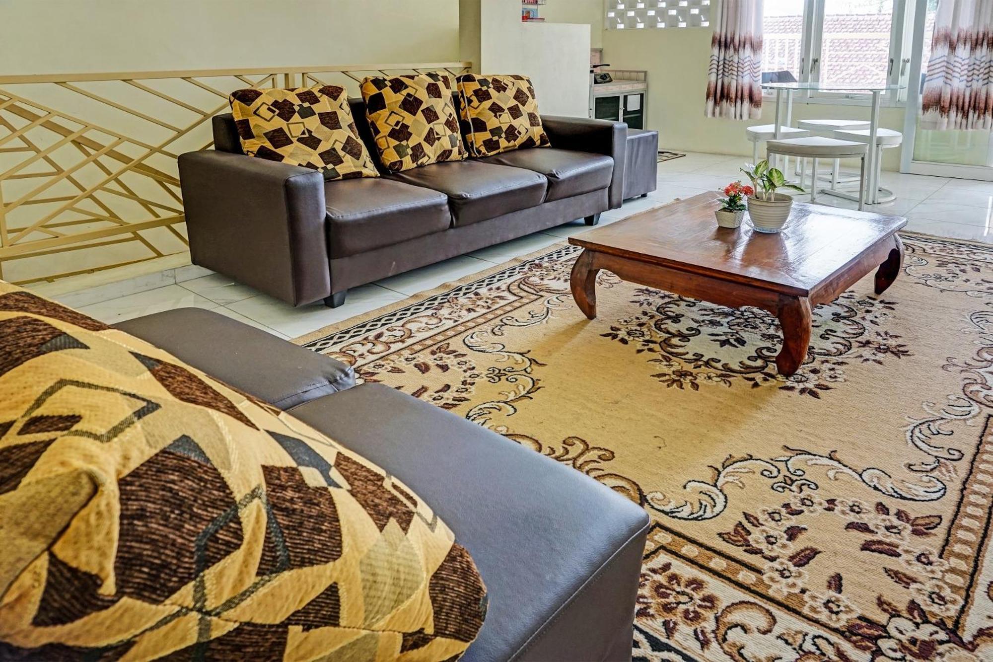 Oyo 91707 Jannah Homestay Syariah Dau 외부 사진